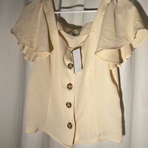 Cute little blouse !!